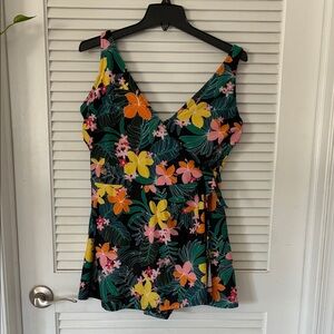 Old navy once piece swim dress
